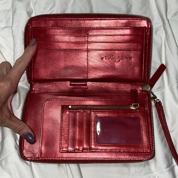 Nwot Halogen Red Shiny Croc Leather Wristlet Wallet - Picture 7 of 13